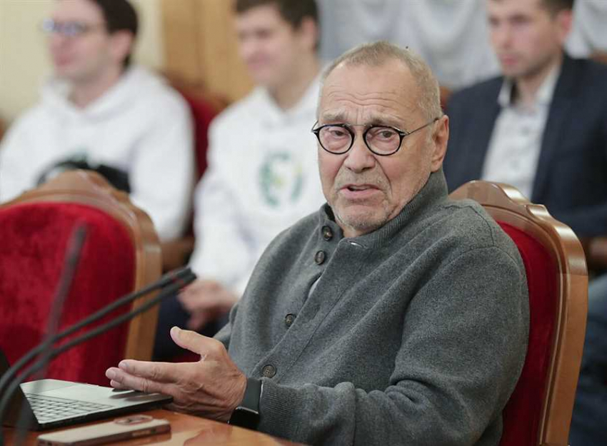 Лучшие фильмы Андрея Кончаловского: список произведений известного режиссера