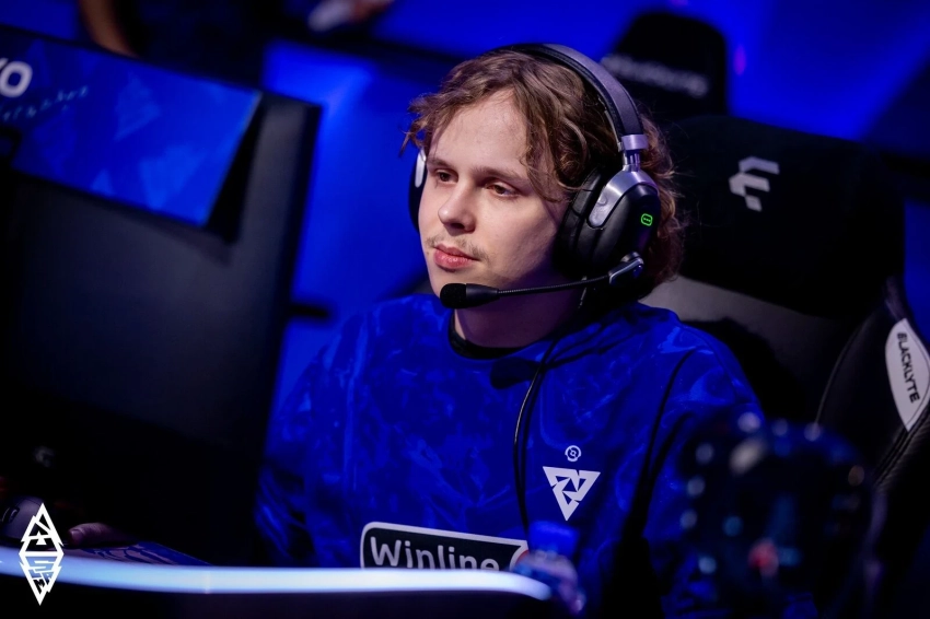 Легенда Dota 2 dyrachyo навсегда попрощался с элитным топ-100 рейтинга в игре